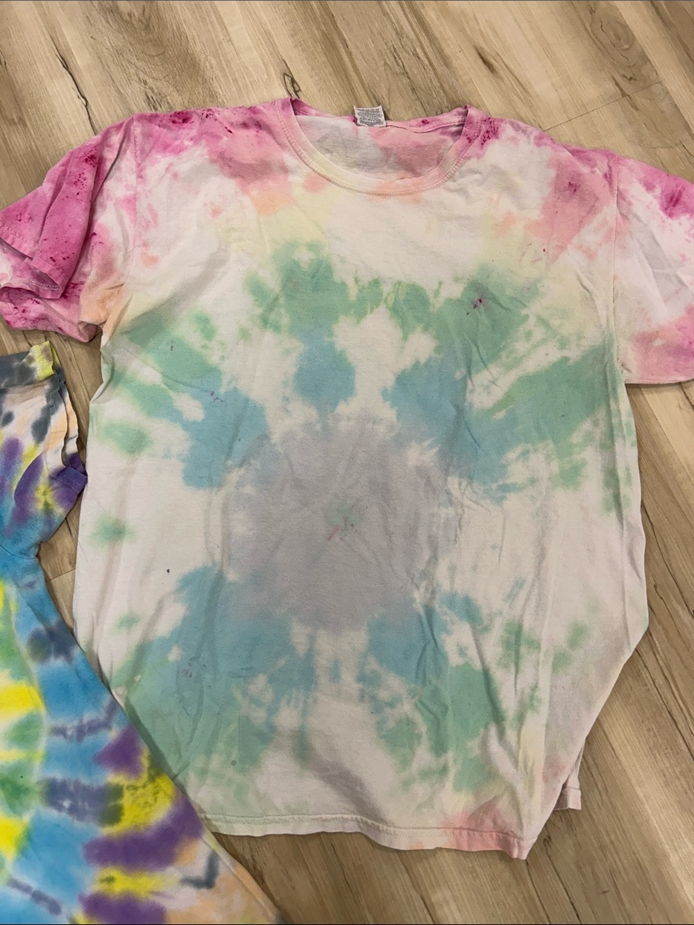 Tie-Dye Short Sleeve Tee Pack - Pastel & Multicolor -M/L image 3